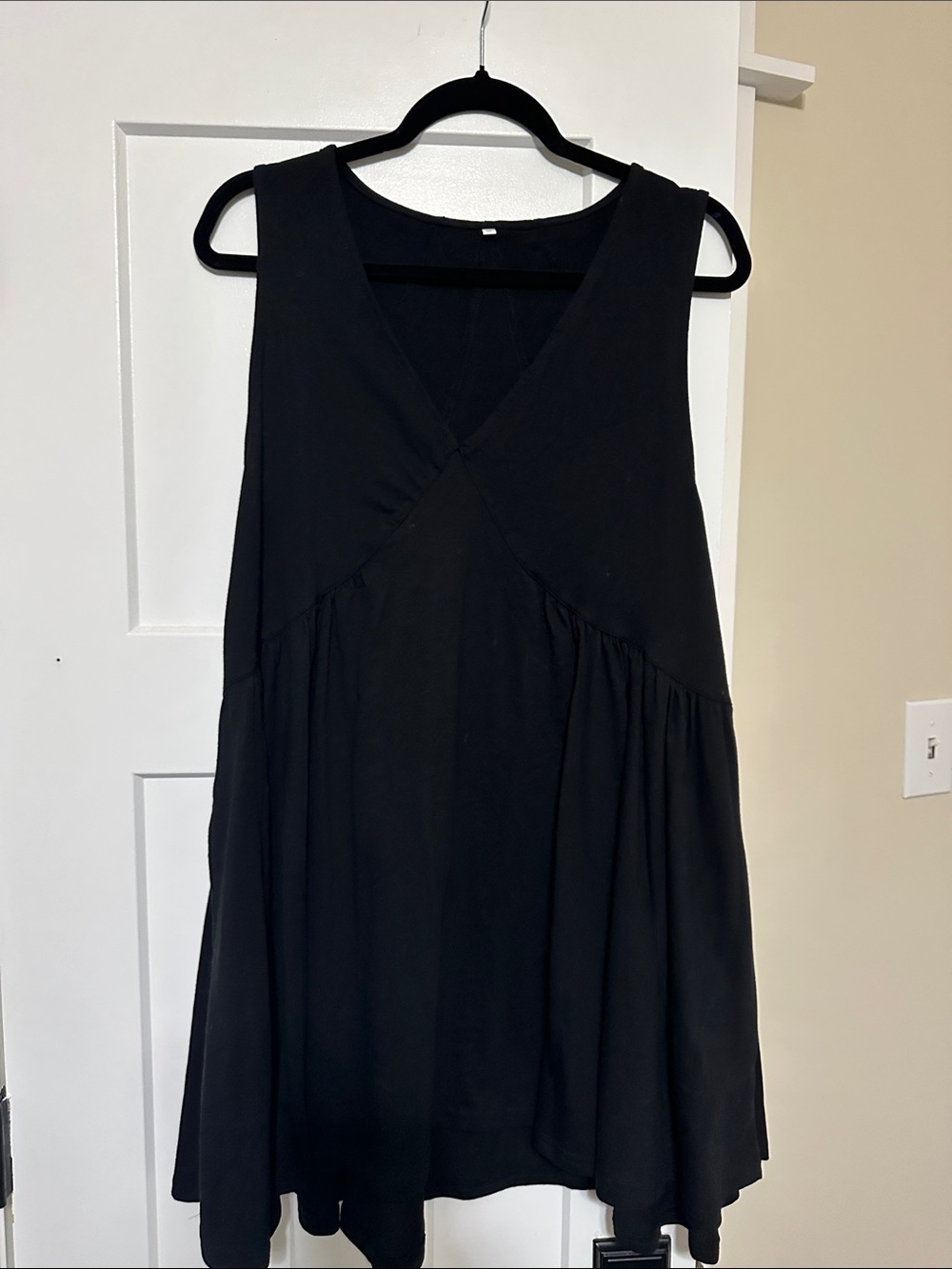 Black v neck dress/coverup
